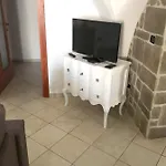 Apartment Modern In With Air Conditioning *