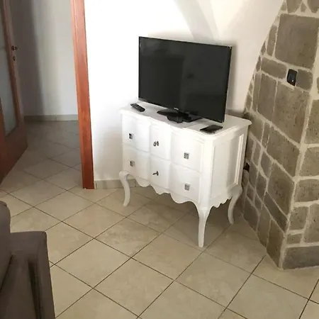 דירה Modern In With Air Conditioning *