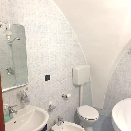 דירה Modern In With Air Conditioning גאליפולי