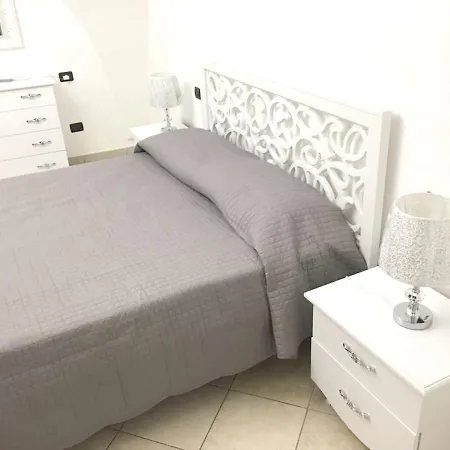 Modern In With Air Conditioning * Gallipoli