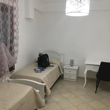 Modern In With Air Conditioning * Gallipoli