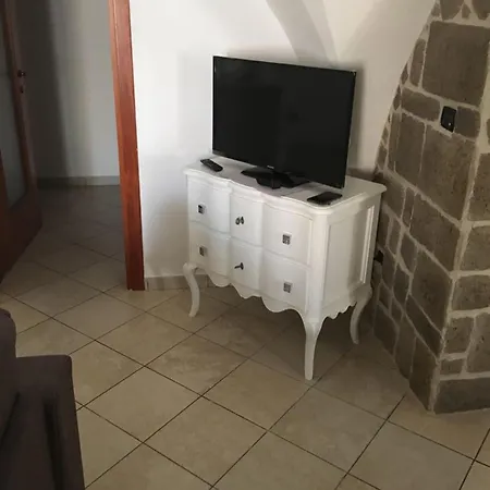 Apartment Modern In With Air Conditioning