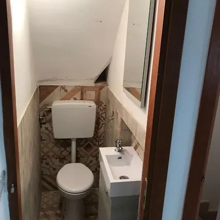 Apartment Modern In With Air Conditioning Gallipoli